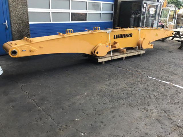 Liebherr - Body and exterior: picture 1 Liebherr - Body and exterior: picture 1