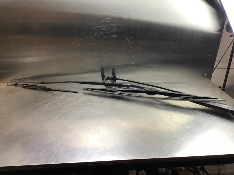 Liebherr - Wiper: picture 3 Liebherr - Wiper: picture 3