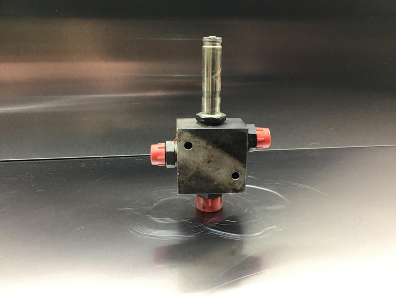 Liebherr - Hydraulics: picture 1 Liebherr - Hydraulics: picture 1