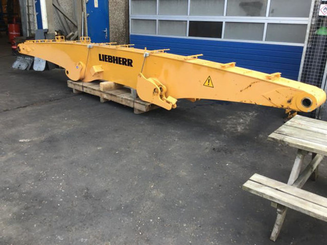 Liebherr - Body and exterior: picture 2 Liebherr - Body and exterior: picture 2