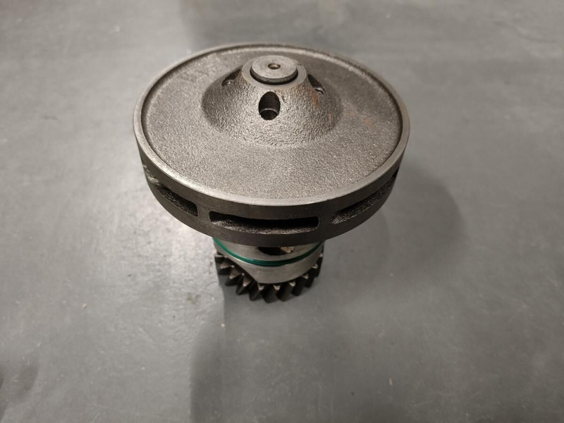 Liebherr - Coolant pump: picture 2 Liebherr - Coolant pump: picture 2