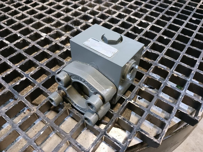 Liebherr Non Return Valve - Valve: picture 1 Liebherr Non Return Valve - Valve: picture 1