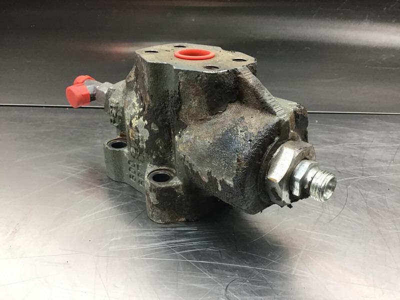 Liebherr Non Return valve - Valve: picture 1 Liebherr Non Return valve - Valve: picture 1