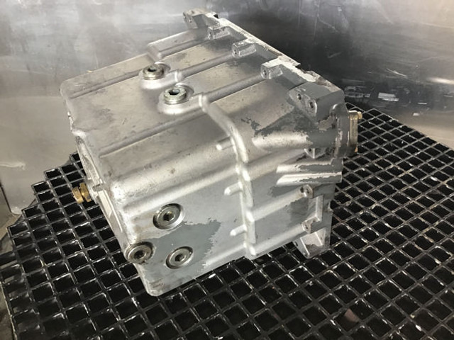 Liebherr Oil Sump - Crankcase: picture 5 Liebherr Oil Sump - Crankcase: picture 5