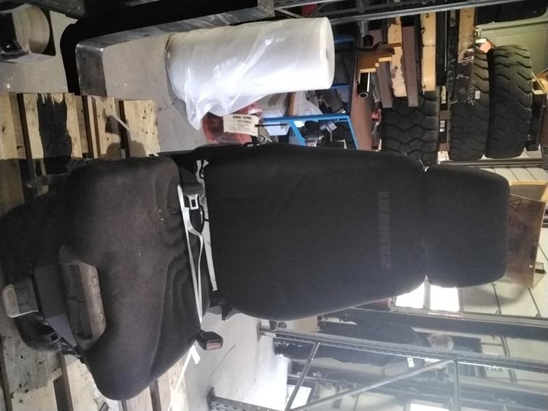 Liebherr Operators Seat - Seat: picture 2 Liebherr Operators Seat - Seat: picture 2
