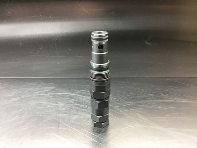 Liebherr Pressure Limiting Valve - Engine and parts: picture 1 Liebherr Pressure Limiting Valve - Engine and parts: picture 1