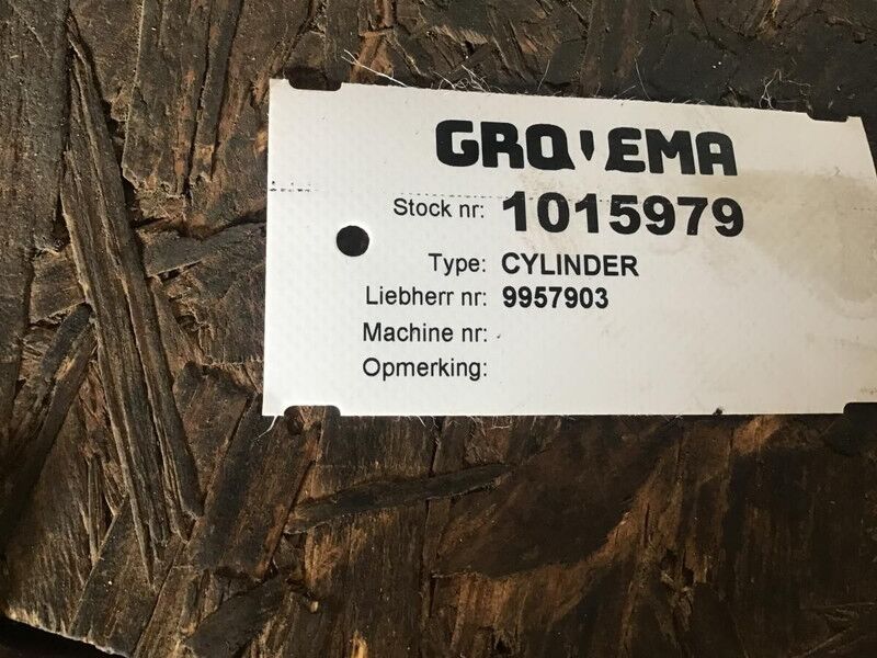 Liebherr R914B / A914 Li / A934 Li / A934B Li / A914B Li / R914 / R924 / R924 COMPACT / R934 / R934B - Hydraulic cylinder: picture 2 Liebherr R914B / A914 Li / A934 Li / A934B Li / A914B Li / R914 / R924 / R924 COMPACT / R934 / R934B - Hydraulic cylinder: picture 2