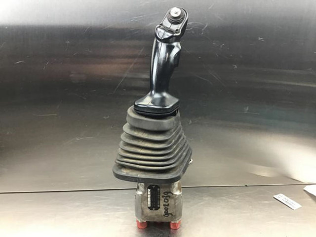 Hydraulics Liebherr R918 NLC: picture 14 Hydraulics Liebherr R918 NLC: picture 14