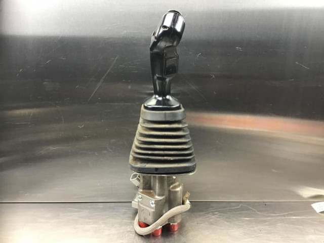 Hydraulics Liebherr R918 NLC: picture 12 Hydraulics Liebherr R918 NLC: picture 12