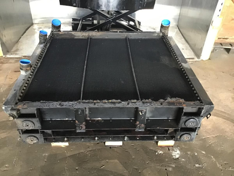 Liebherr Radiator - Radiator: picture 1 Liebherr Radiator - Radiator: picture 1