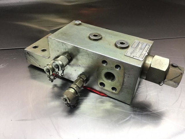 Valve Liebherr Safety Valve: picture 11 Valve Liebherr Safety Valve: picture 11