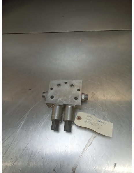 Liebherr Valve section - Valve: picture 1 Liebherr Valve section - Valve: picture 1