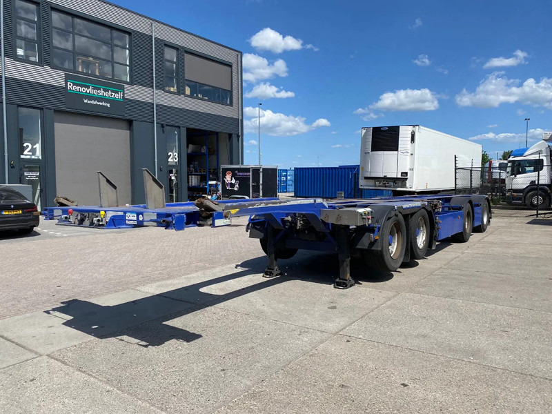 Broshuis 2Connect 2AKCC / 4 Axles / 3x Steering Axle / 2x Lift Axle - Container transporter/ Swap body semi-trailer: picture 4 Broshuis 2Connect 2AKCC / 4 Axles / 3x Steering Axle / 2x Lift Axle - Container transporter/ Swap body semi-trailer: picture 4