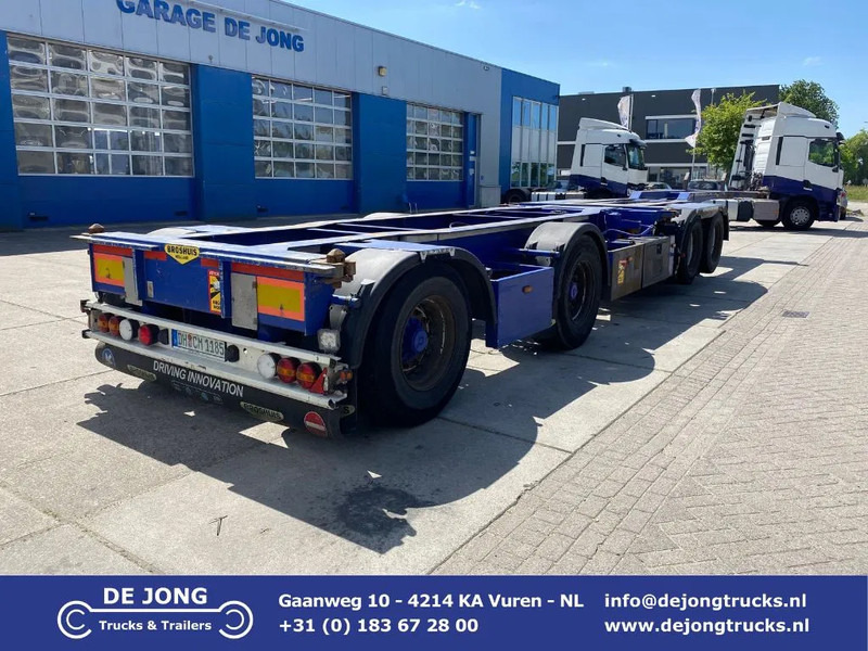 Broshuis 2Connect 2AKCC / 4 Axles / 3x Steering Axle / 2x Lift Axle - Container transporter/ Swap body semi-trailer: picture 1 Broshuis 2Connect 2AKCC / 4 Axles / 3x Steering Axle / 2x Lift Axle - Container transporter/ Swap body semi-trailer: picture 1