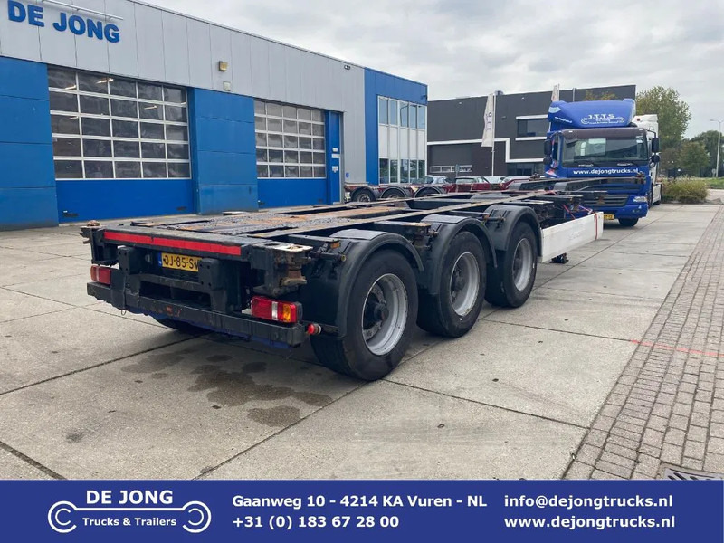 Krone SD 27 / Container Chassis / BPW + Disc / 1x Extendable / 1x Lift Axle - Container transporter/ Swap body semi-trailer: picture 1 Krone SD 27 / Container Chassis / BPW + Disc / 1x Extendable / 1x Lift Axle - Container transporter/ Swap body semi-trailer: picture 1