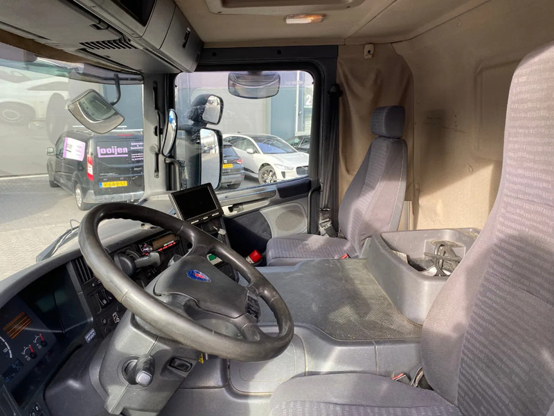 Box truck Scania P310 Frigo Closed Box / Euro 4 / Semi- Automatic: picture 7