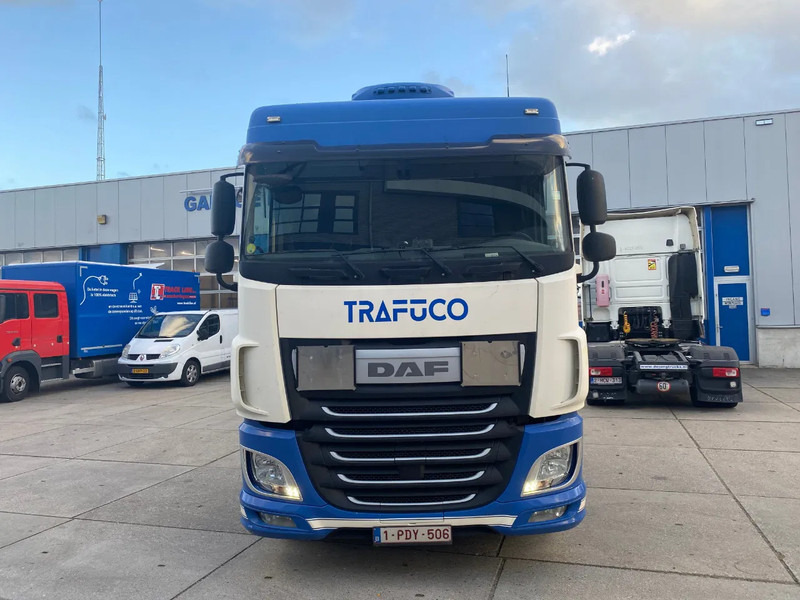 DAF XF 106.440 SC / ADR / Stand Airco / PTO - Tractor unit: picture 2 DAF XF 106.440 SC / ADR / Stand Airco / PTO - Tractor unit: picture 2
