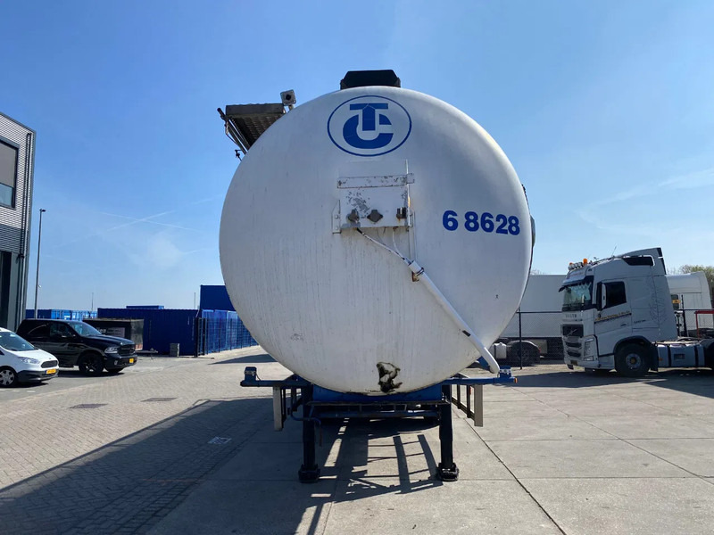 Van Hool Tank / Inox / 3 compartments / 30000 LT - Tank semi-trailer: picture 2 Van Hool Tank / Inox / 3 compartments / 30000 LT - Tank semi-trailer: picture 2