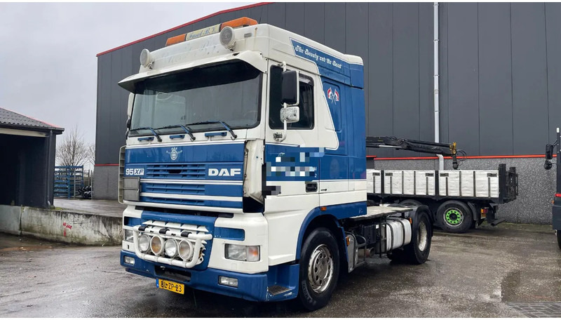 DAF XF 380 EURO-3 HOLLAND TRUCK - Tractor unit: picture 2 DAF XF 380 EURO-3 HOLLAND TRUCK - Tractor unit: picture 2