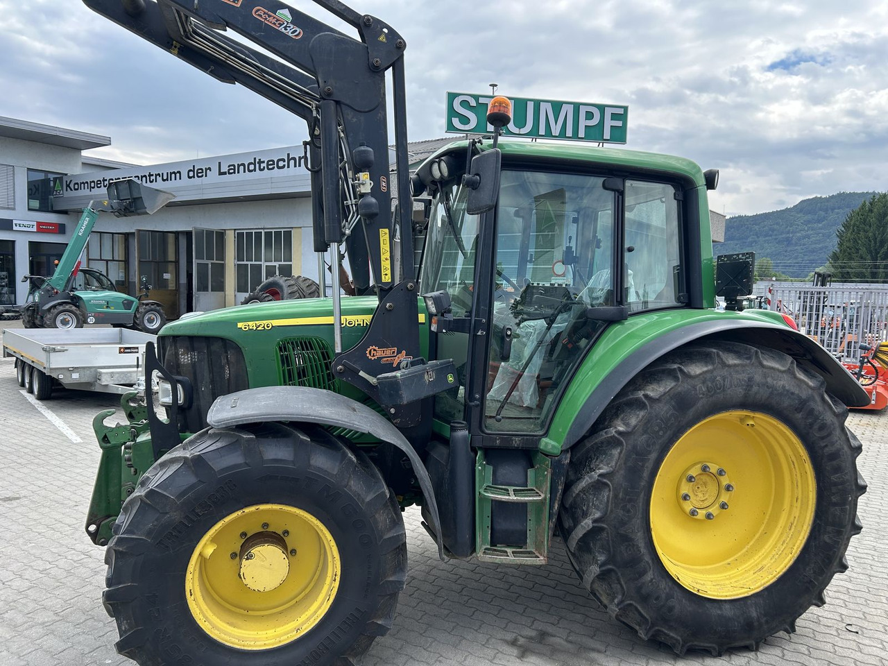 John Deere 6420 Premium - Farm tractor: picture 5 John Deere 6420 Premium - Farm tractor: picture 5