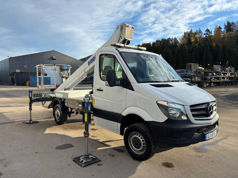 Dino 230 VT - Truck mounted aerial platform: picture 2 Dino 230 VT - Truck mounted aerial platform: picture 2