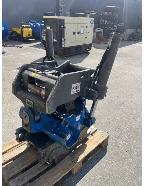 SMP ST28 / FOC70 - Quick coupler for Construction machinery: picture 1 SMP ST28 / FOC70 - Quick coupler for Construction machinery: picture 1