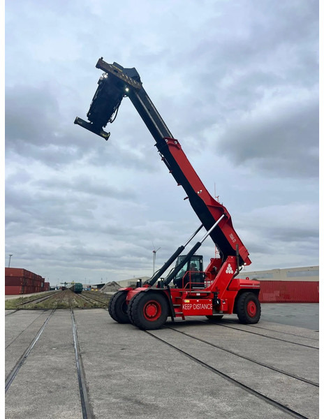 Hyster RS46-36CH - Reach stacker: picture 4 Hyster RS46-36CH - Reach stacker: picture 4