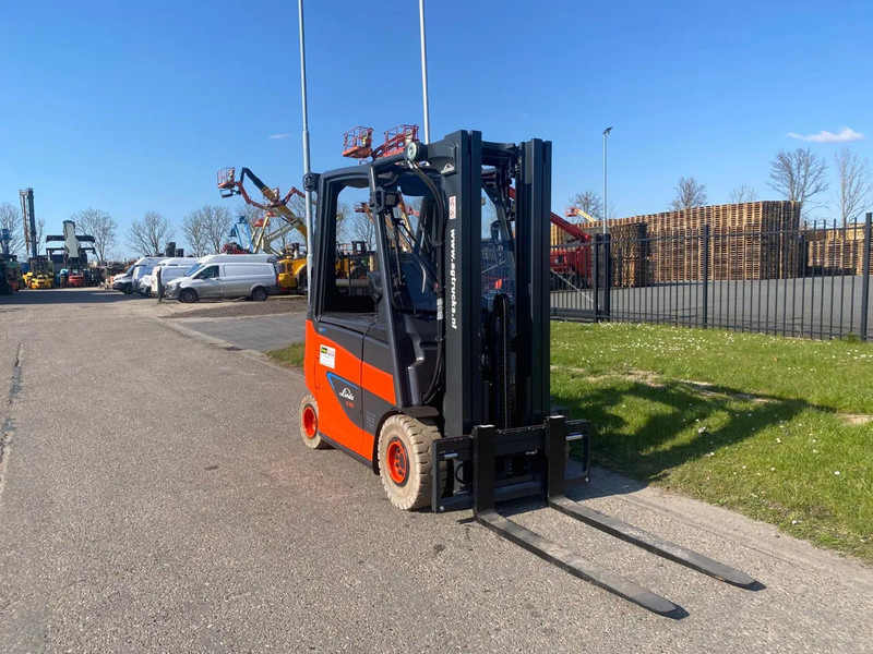 Linde E25H-01/600 - Electric forklift: picture 3 Linde E25H-01/600 - Electric forklift: picture 3