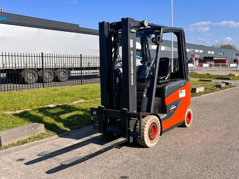 Linde E25H-01/600 - Electric forklift: picture 4 Linde E25H-01/600 - Electric forklift: picture 4