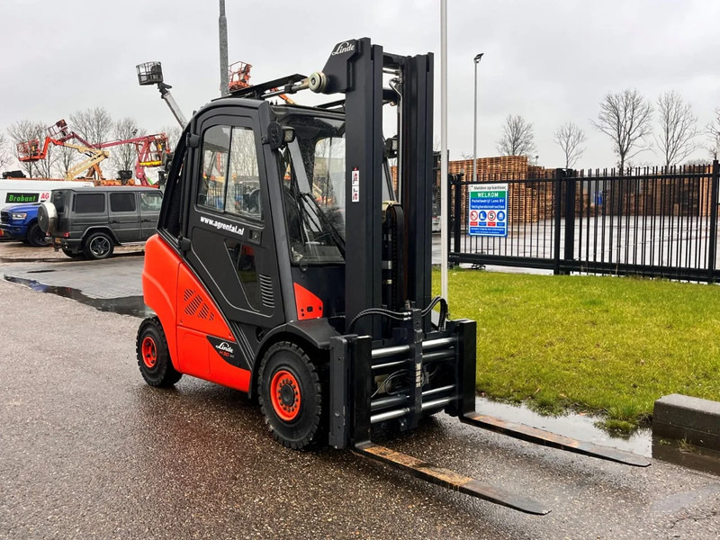 Linde H30D-02 - Diesel forklift: picture 3 Linde H30D-02 - Diesel forklift: picture 3