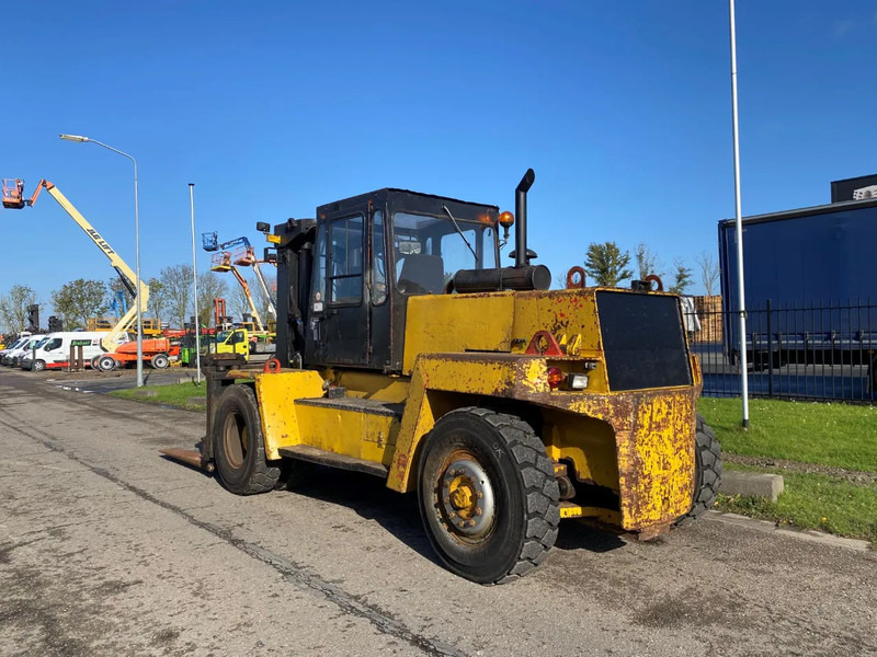 Svetruck 18 60 33 TRIPLEX MAST - Diesel forklift: picture 4 Svetruck 18 60 33 TRIPLEX MAST - Diesel forklift: picture 4