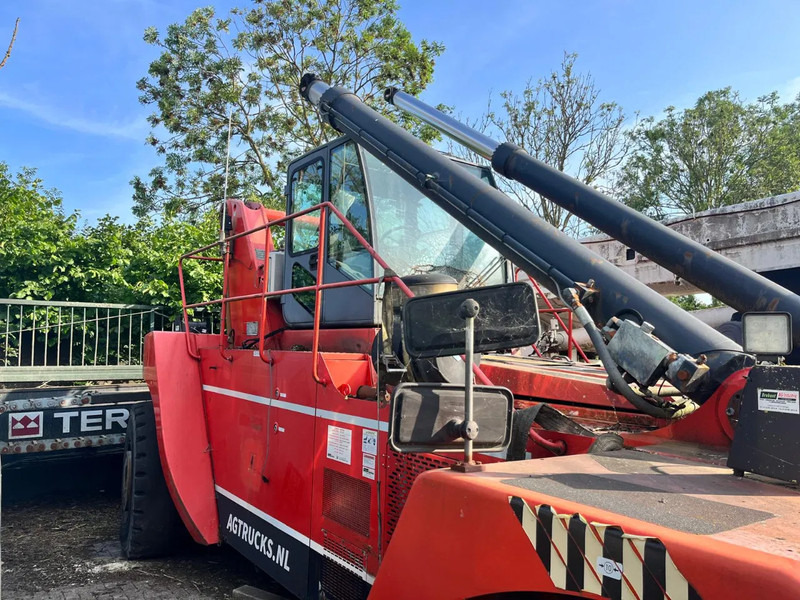 Terex Fantuzzi CS45KM FOR PARTS - Reach stacker: picture 4 Terex Fantuzzi CS45KM FOR PARTS - Reach stacker: picture 4