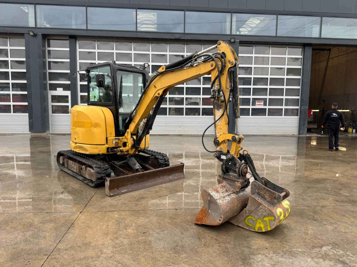 CATERPILLAR 303.5 E Powertilt - Crawler excavator: picture 2 CATERPILLAR 303.5 E Powertilt - Crawler excavator: picture 2