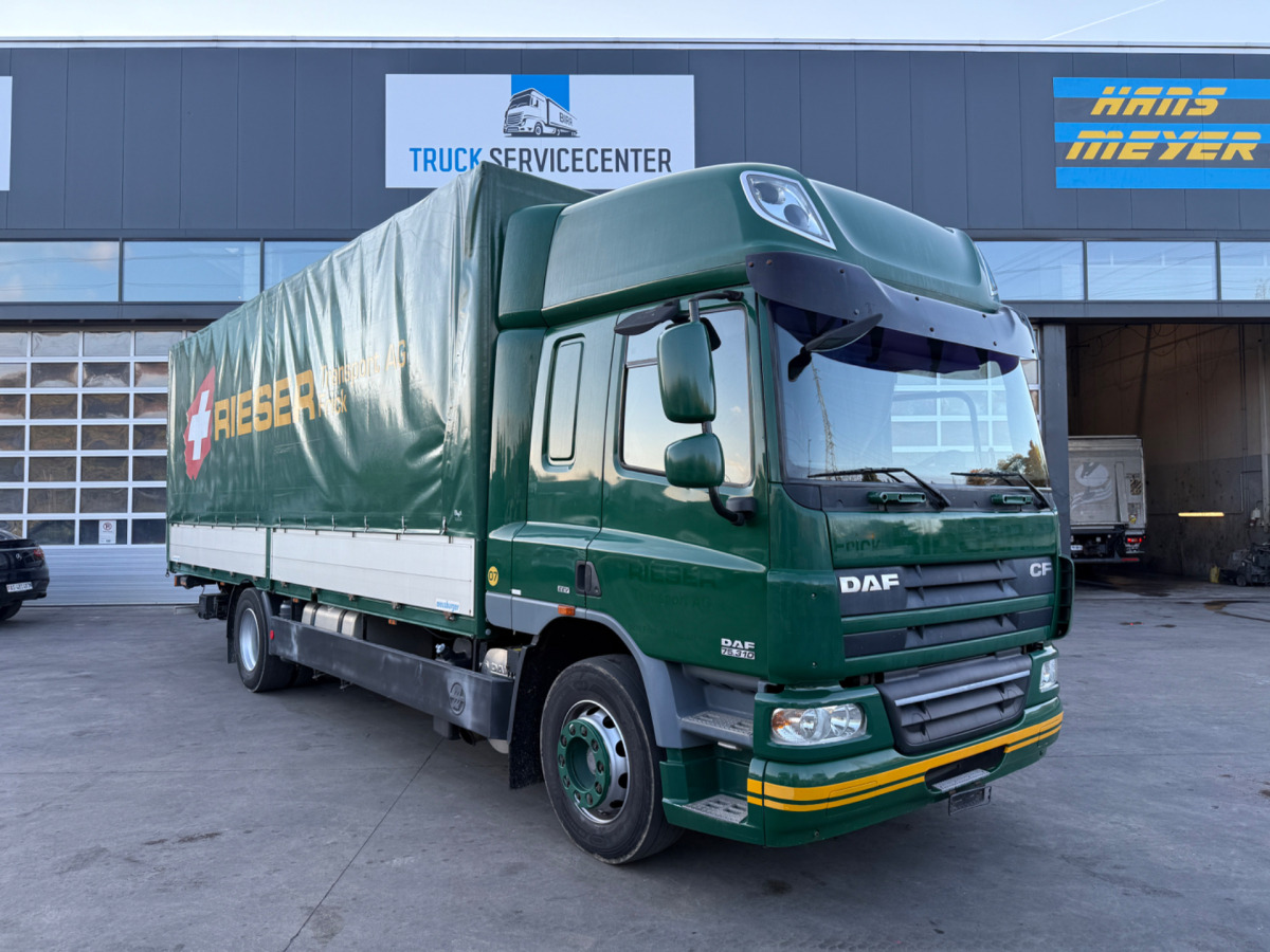 DAF CF75.310 4x2 - Curtainsider truck: picture 3 DAF CF75.310 4x2 - Curtainsider truck: picture 3