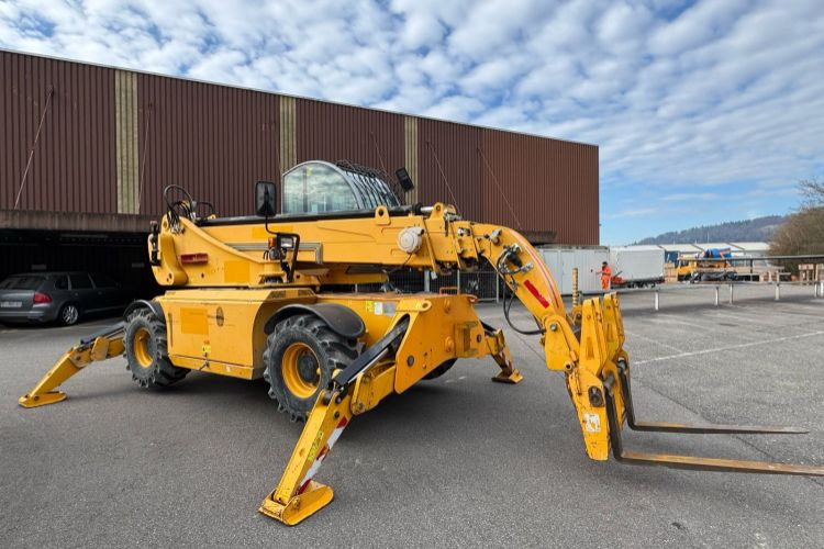 GENIE | GTH 4018 SR/Roto - Telescopic handler: picture 2 GENIE | GTH 4018 SR/Roto - Telescopic handler: picture 2
