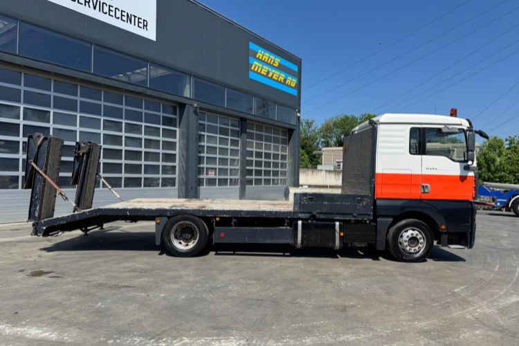 MAN TGA 18.413 4x2 BaggerTaxi - Autotransporter truck: picture 4 MAN TGA 18.413 4x2 BaggerTaxi - Autotransporter truck: picture 4
