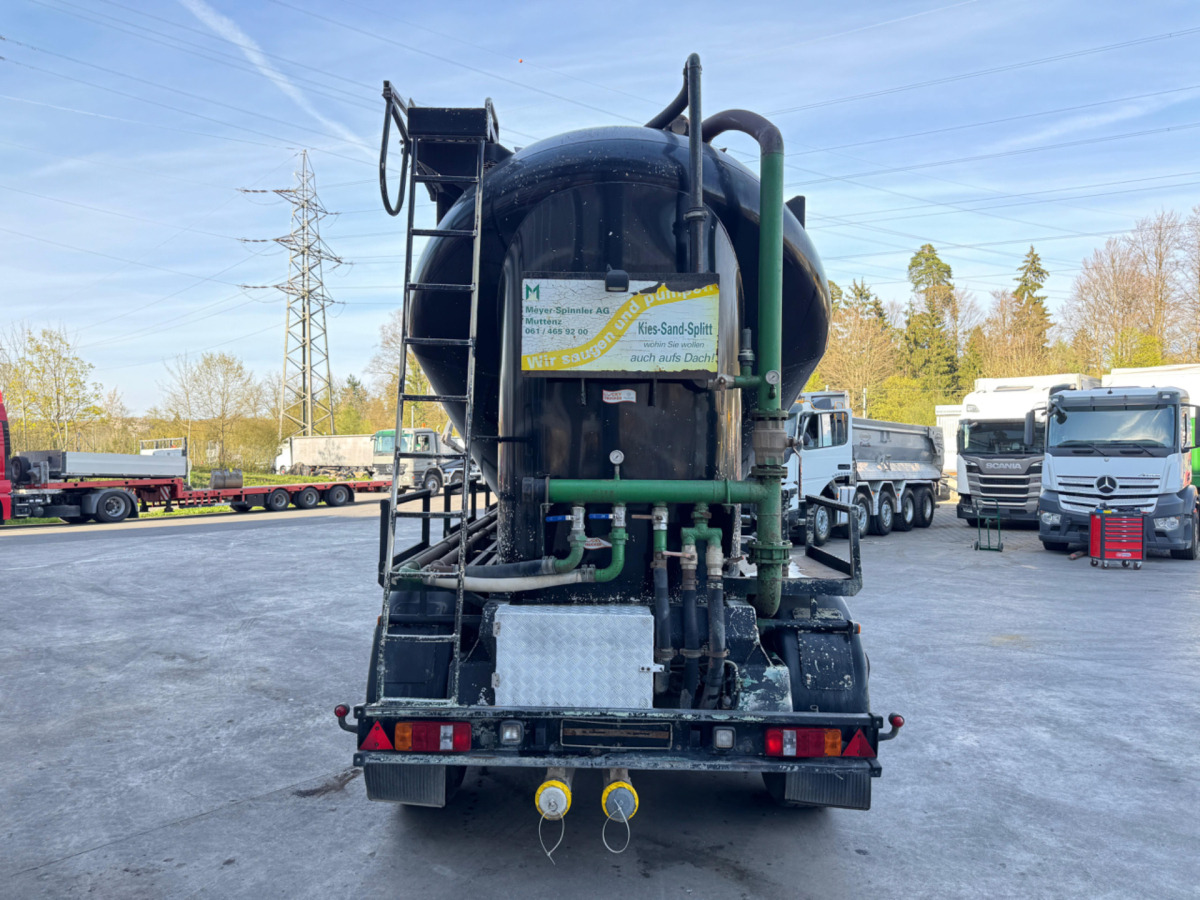 SPITZER Spitzer Silo 37m3 - Silo semi-trailer: picture 5 SPITZER Spitzer Silo 37m3 - Silo semi-trailer: picture 5