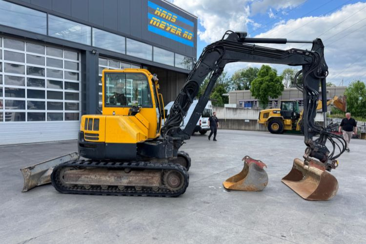 Takeuchi TB-280FR Powertilt - Crawler excavator: picture 3 Takeuchi TB-280FR Powertilt - Crawler excavator: picture 3