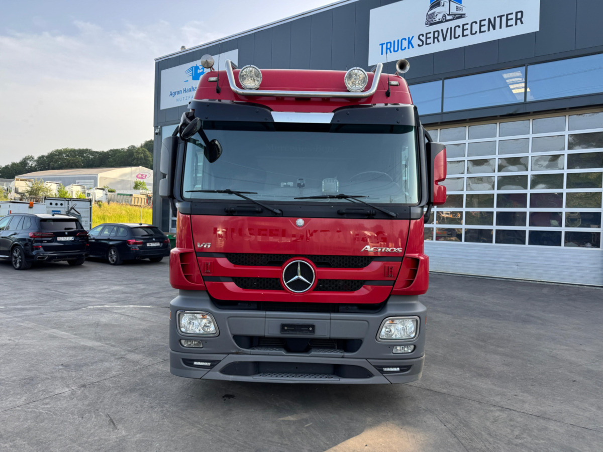 MERCEDES Actros 3360 6x4 - Tractor unit: picture 2 MERCEDES Actros 3360 6x4 - Tractor unit: picture 2