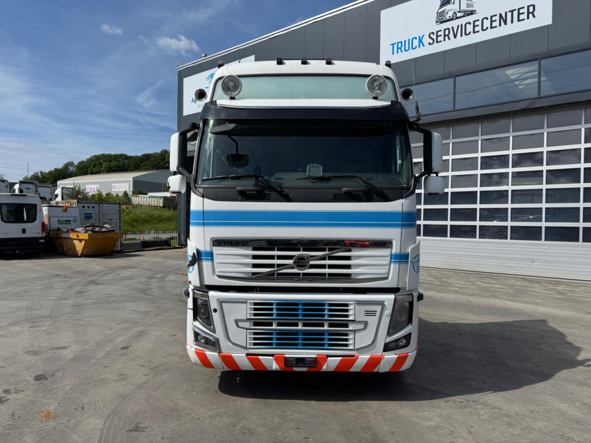 VOLVO FH16-750 6x2 - Tractor unit: picture 2 VOLVO FH16-750 6x2 - Tractor unit: picture 2
