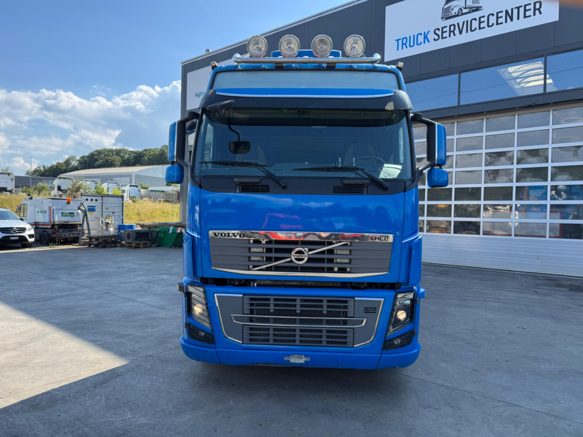 VOLVO FH16-750 6x4 - Tractor unit: picture 2 VOLVO FH16-750 6x4 - Tractor unit: picture 2