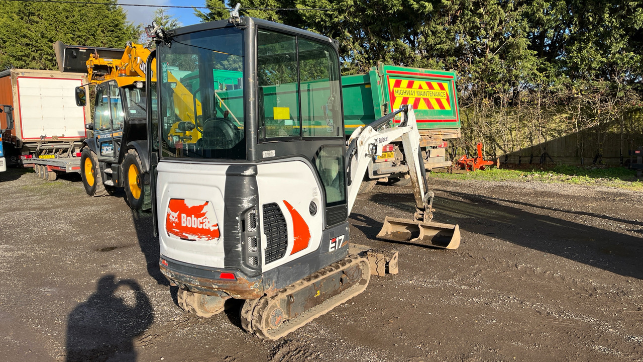 BOBCAT E17 - Mini excavator: picture 4 BOBCAT E17 - Mini excavator: picture 4