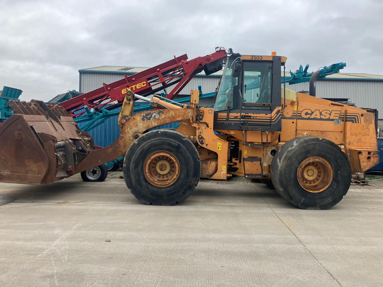 CASE 821C - Wheel loader: picture 1 CASE 821C - Wheel loader: picture 1