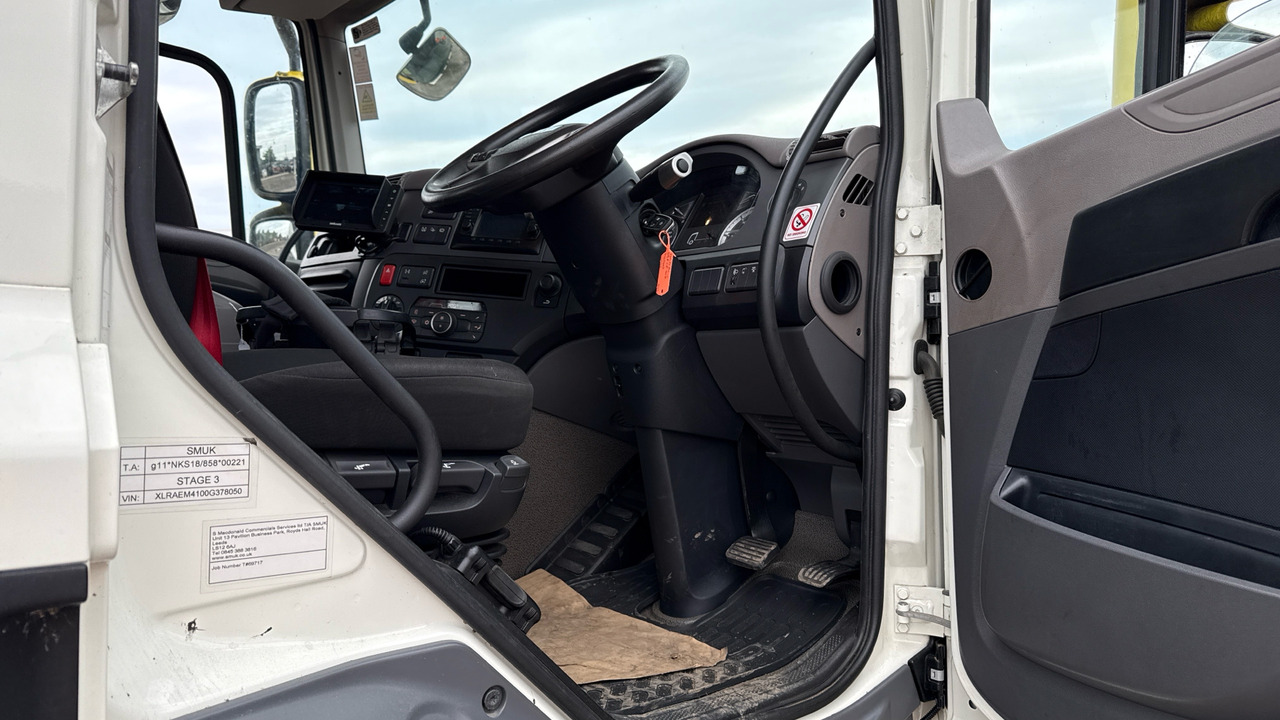 DAF CF 410 - Dropside/ Flatbed truck, Crane truck: picture 5 DAF CF 410 - Dropside/ Flatbed truck, Crane truck: picture 5