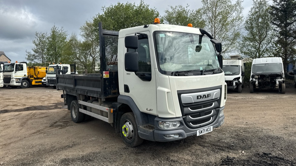 DAF LF 180 EURO 6 7.5 TONNE - Tipper: picture 1 DAF LF 180 EURO 6 7.5 TONNE - Tipper: picture 1