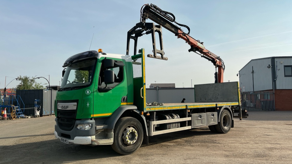 DAF LF 220 18 TONNE - Dropside/ Flatbed truck: picture 2 DAF LF 220 18 TONNE - Dropside/ Flatbed truck: picture 2