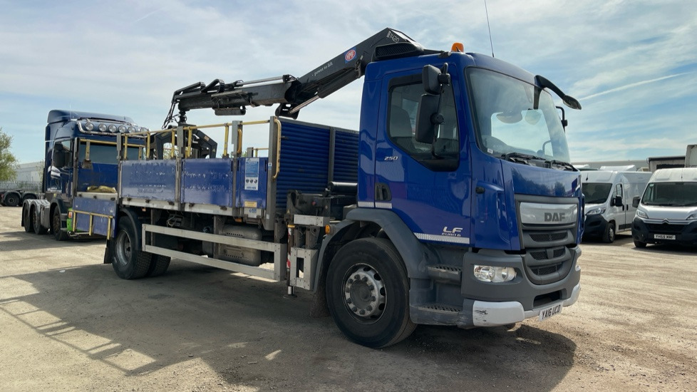 DAF LF 250 EURO 6 18 TONNE - Dropside/ Flatbed truck: picture 1 DAF LF 250 EURO 6 18 TONNE - Dropside/ Flatbed truck: picture 1