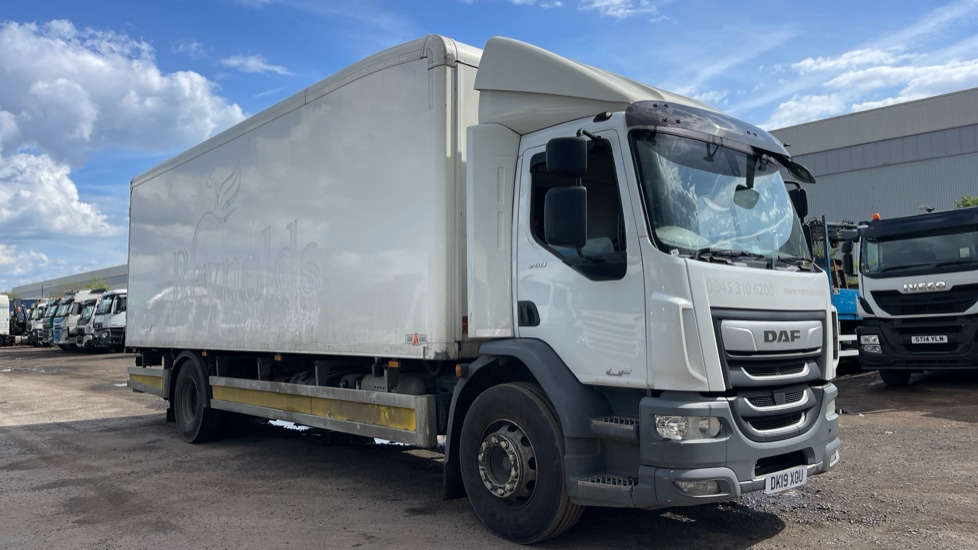 DAF LF 260 EURO 6 18 TONNE - Refrigerator truck: picture 1 DAF LF 260 EURO 6 18 TONNE - Refrigerator truck: picture 1