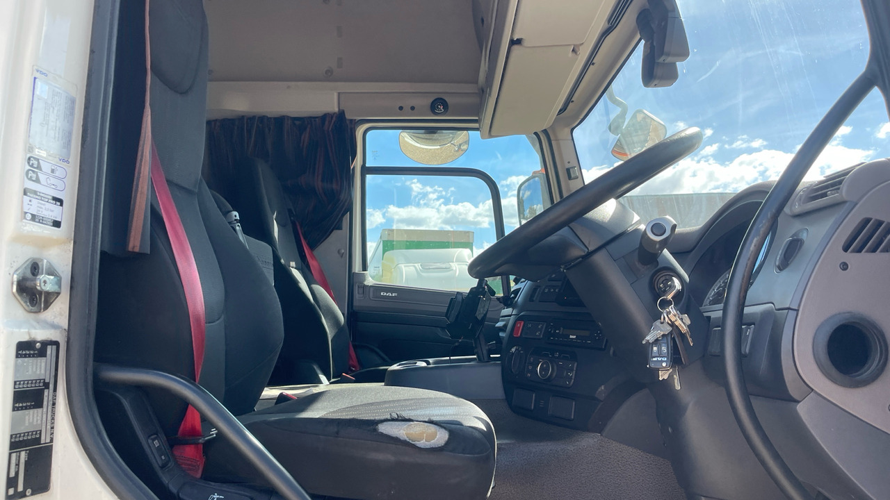 Daf CF 370 - Box truck: picture 5 Daf CF 370 - Box truck: picture 5
