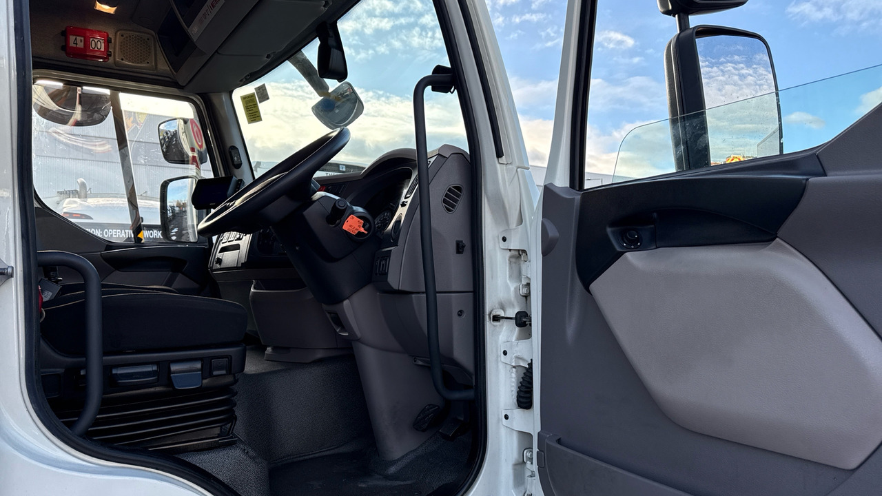 Daf LF 260 - Box truck: picture 5 Daf LF 260 - Box truck: picture 5